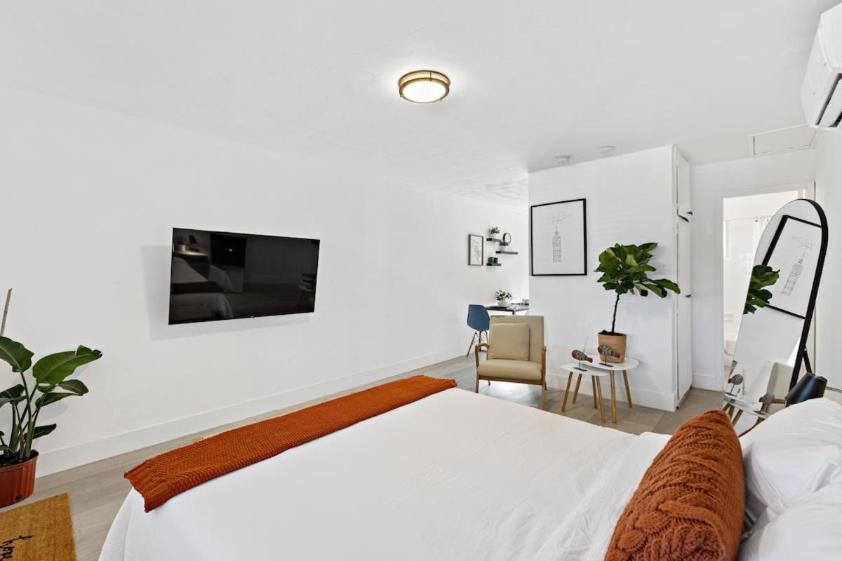 Lovely Rental Unit With Free Parking On Premises Форт-Лодердейл Экстерьер фото